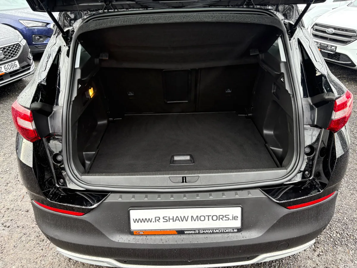 Vauxhall Grandland X Hatchback, Diesel, 2019, Black