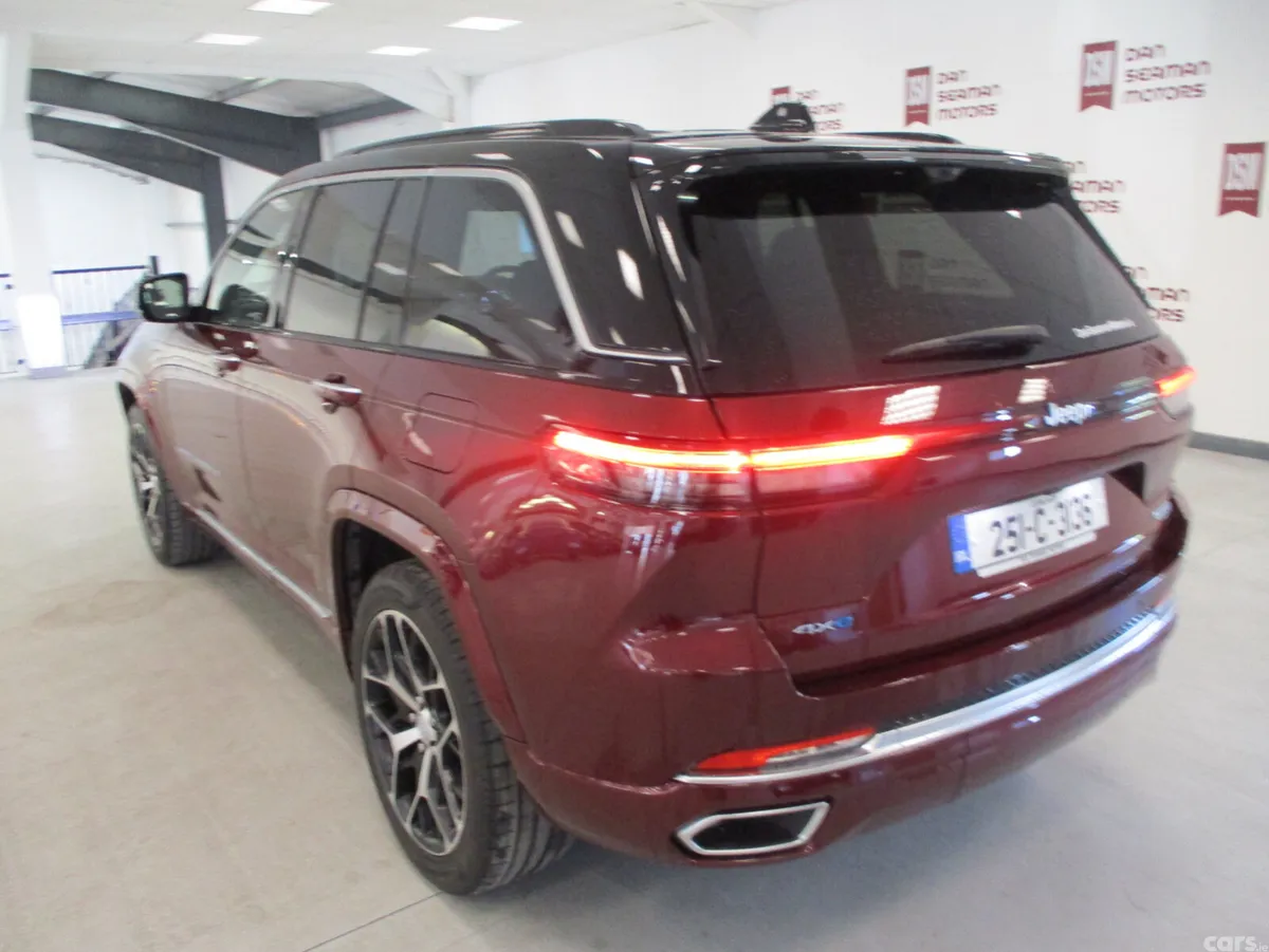 Jeep Grand Cherokee SUV, Petrol Plug-in Hybrid, 2025, Red