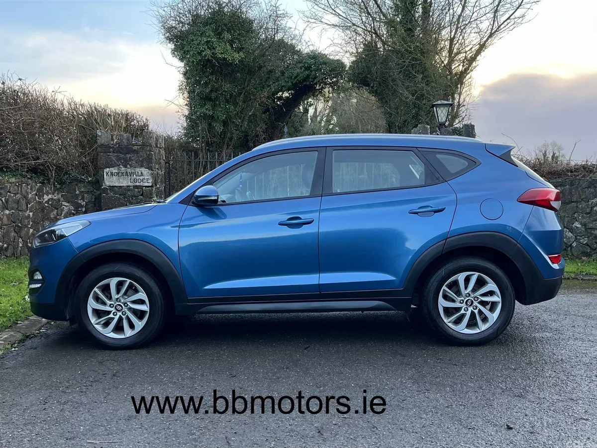 Hyundai Tucson SUV, Diesel, 2016, Blue