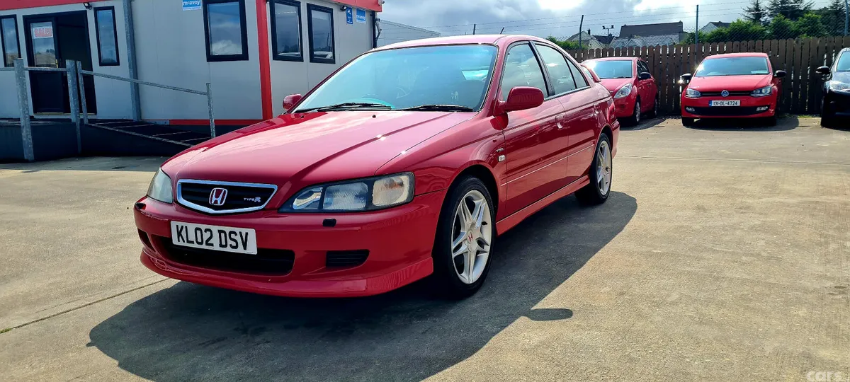 Honda Accord Saloon, Petrol, 2002, Red