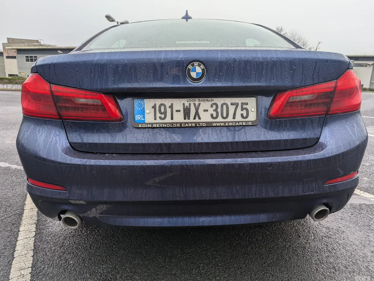 BMW 5-Series Saloon, Diesel, 2019, Blue