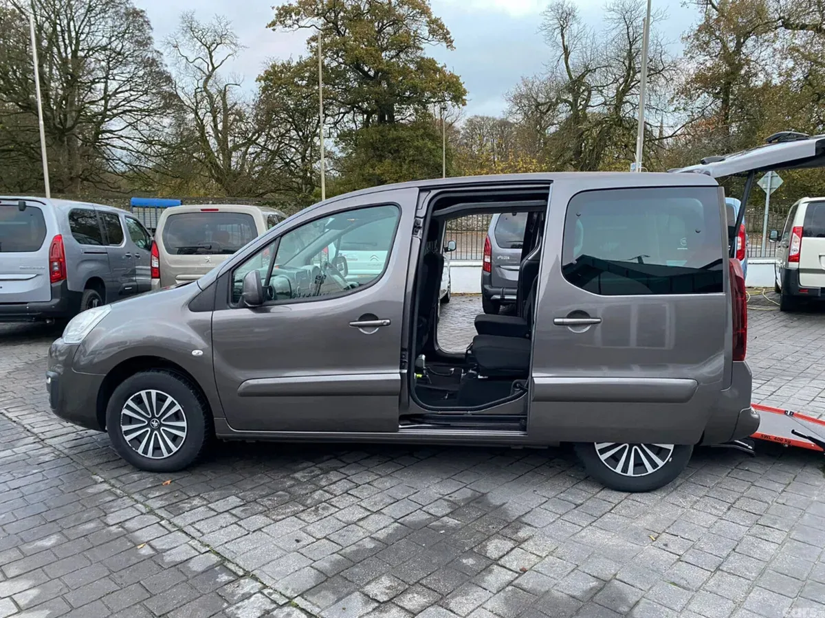 Peugeot Partner Tepee MPV, Diesel, 2018, Grey
