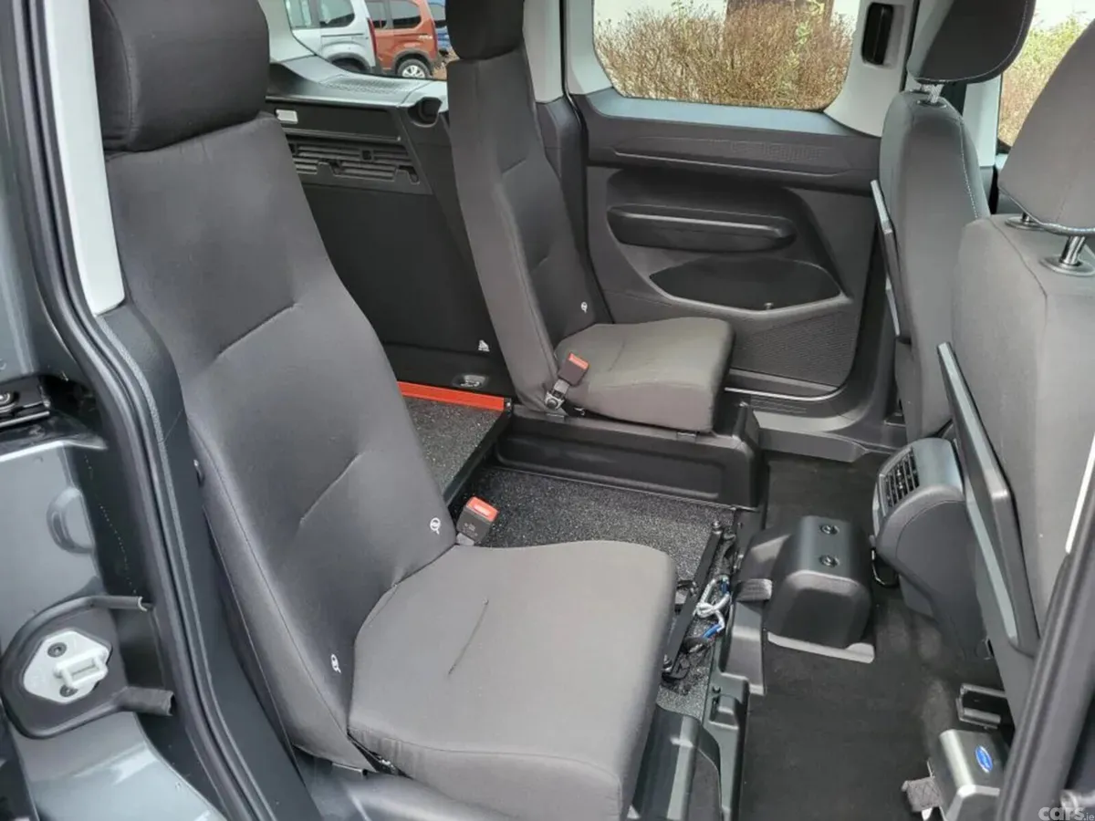 Ford Tourneo Connect MPV, Diesel, 2026, Grey