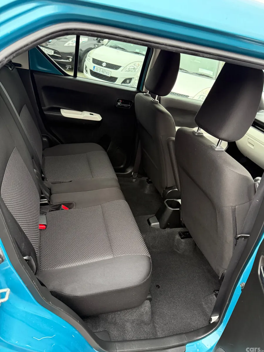 Suzuki Ignis Hatchback, Petrol, 2016, Blue