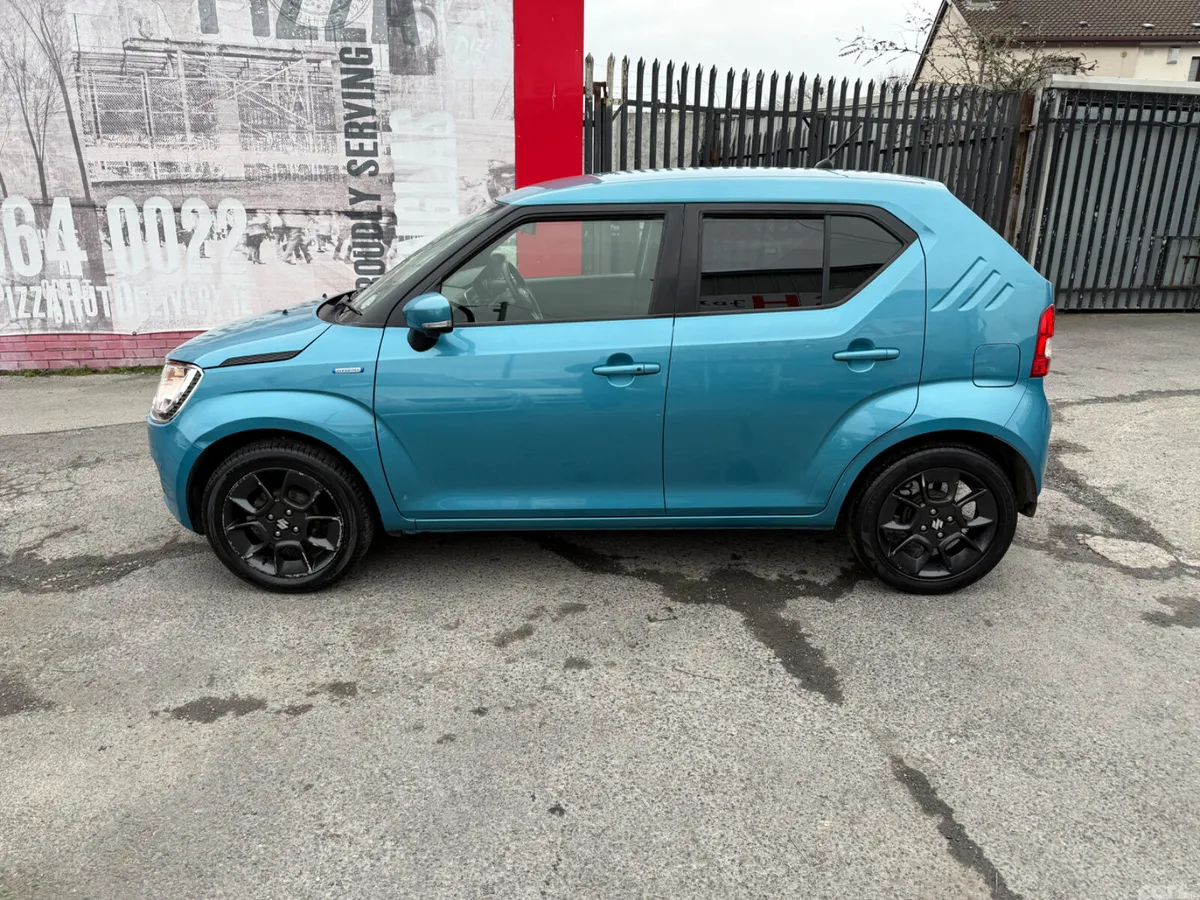 Suzuki Ignis Hatchback, Petrol, 2016, Blue