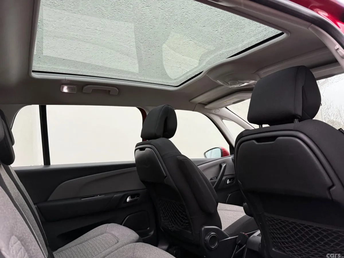 Citroen Grand C4 Picasso Hatchback, Diesel, 2016, Red