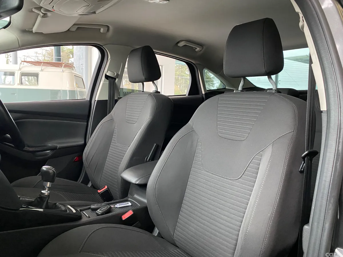 Ford Focus Saloon, Diesel, 2016, Grey