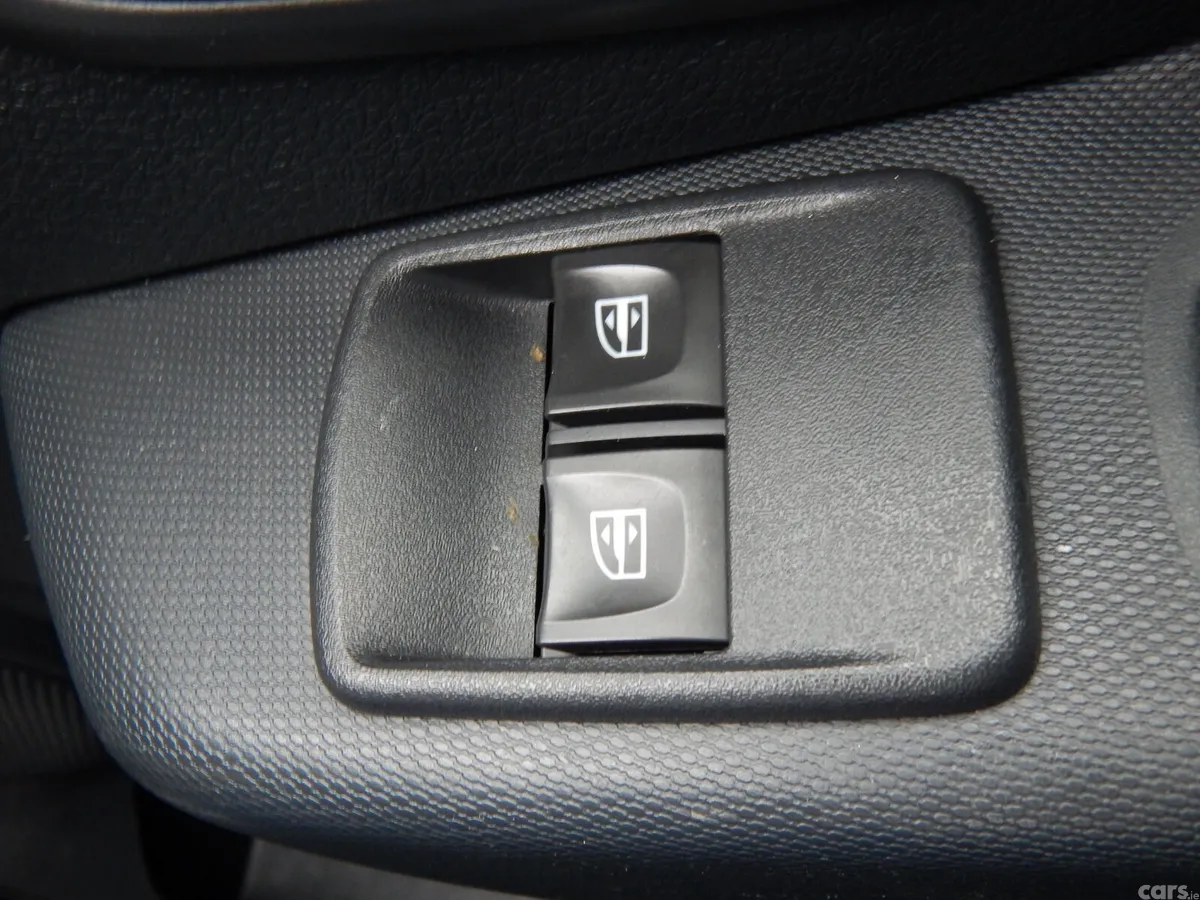 Dacia Sandero Hatchback, Diesel, 2017, Blue