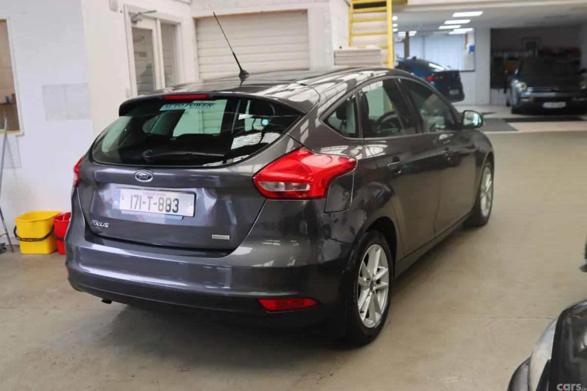 Ford Focus Hatchback, Petrol, 2017, Grey