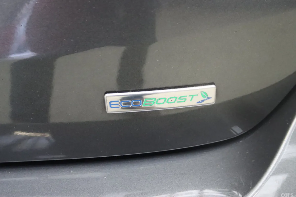Ford Focus Hatchback, Petrol, 2017, Grey