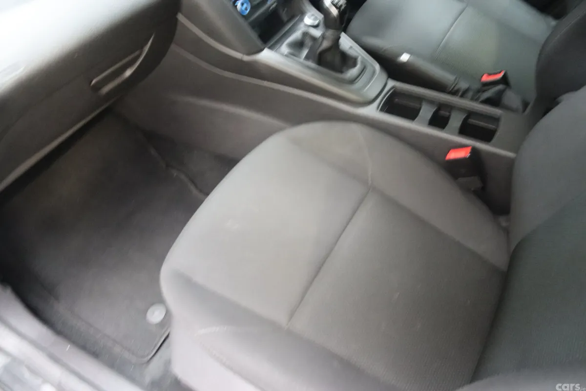 Ford Focus Hatchback, Petrol, 2017, Grey