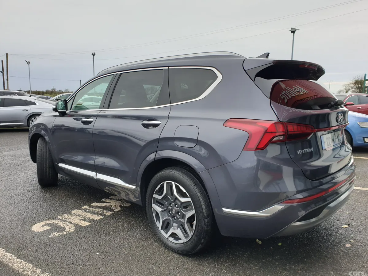 Hyundai Santa Fe SUV, Petrol Plug-in Hybrid, 2022, Blue