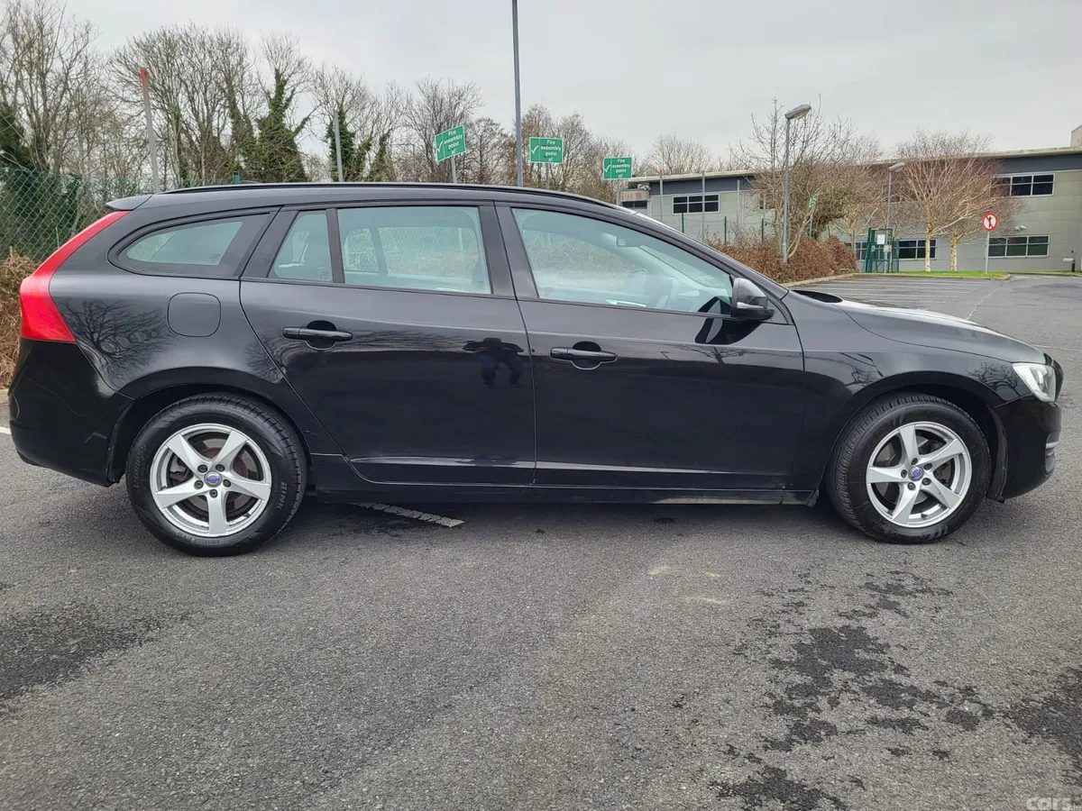 Volvo V60 Estate, Diesel, 2016, Black