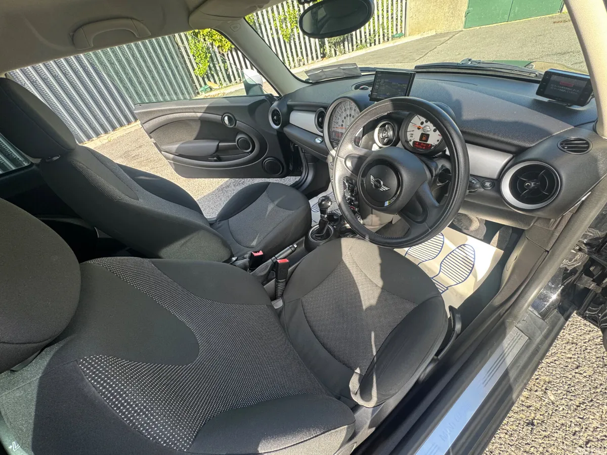 Mini Cooper Hatchback, Petrol, 2014, Black