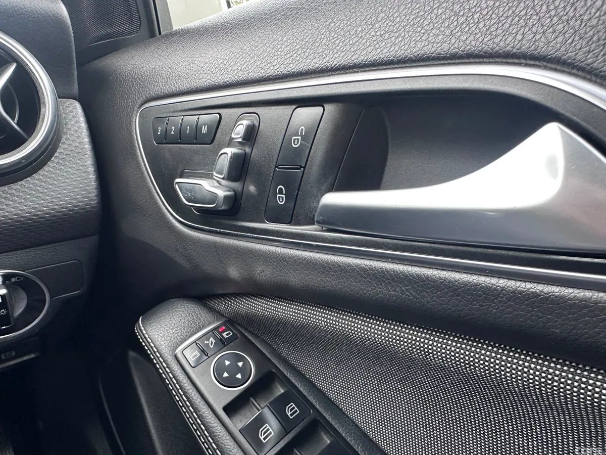 Mercedes-Benz A-Class Hatchback, Petrol, 2017, Black