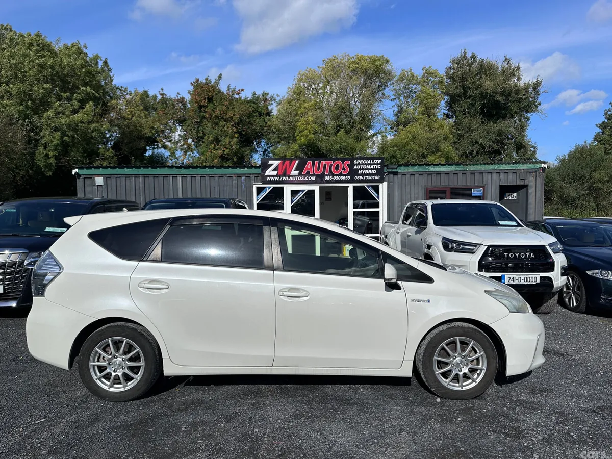 Toyota Prius MPV, Petrol Hybrid, 2012, White