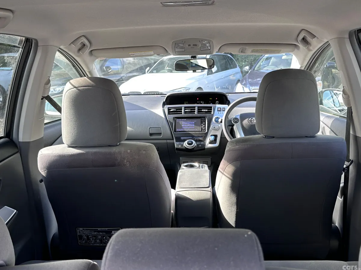 Toyota Prius MPV, Petrol Hybrid, 2012, White