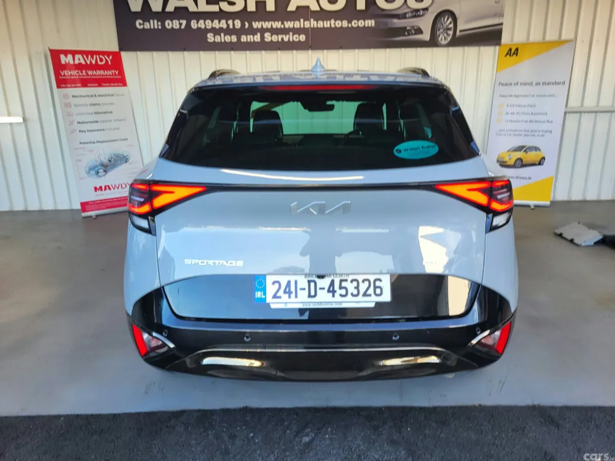 Kia Sportage MPV, Petrol Hybrid, 2024, Grey
