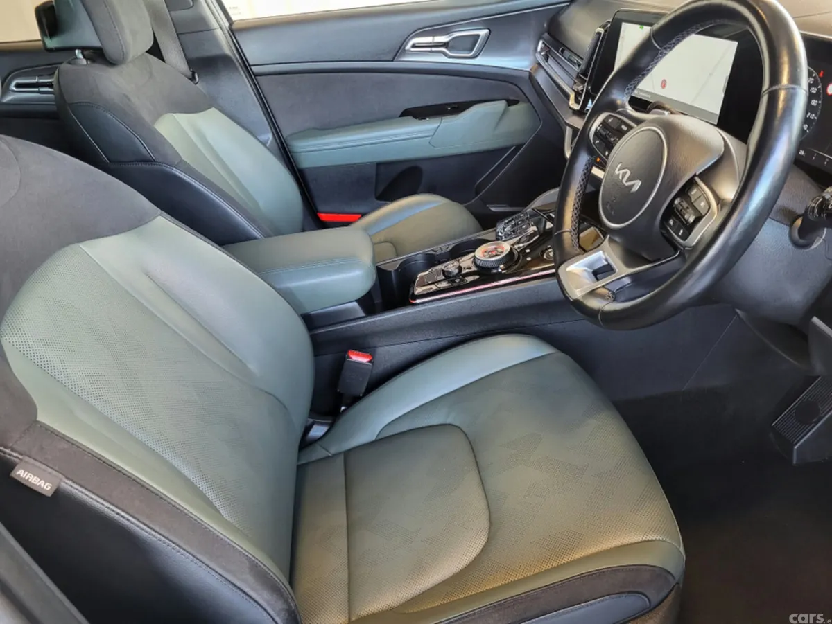 Kia Sportage MPV, Petrol Hybrid, 2024, Grey