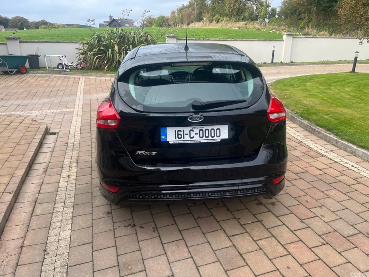 Ford Focus Hatchback, Diesel, 2016, Black