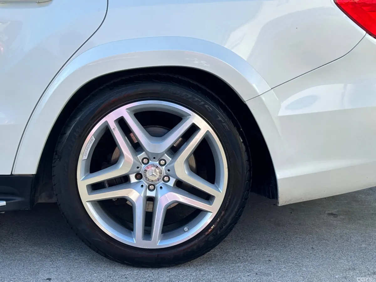 Mercedes-Benz GL-Class Van, Diesel, 2016, White