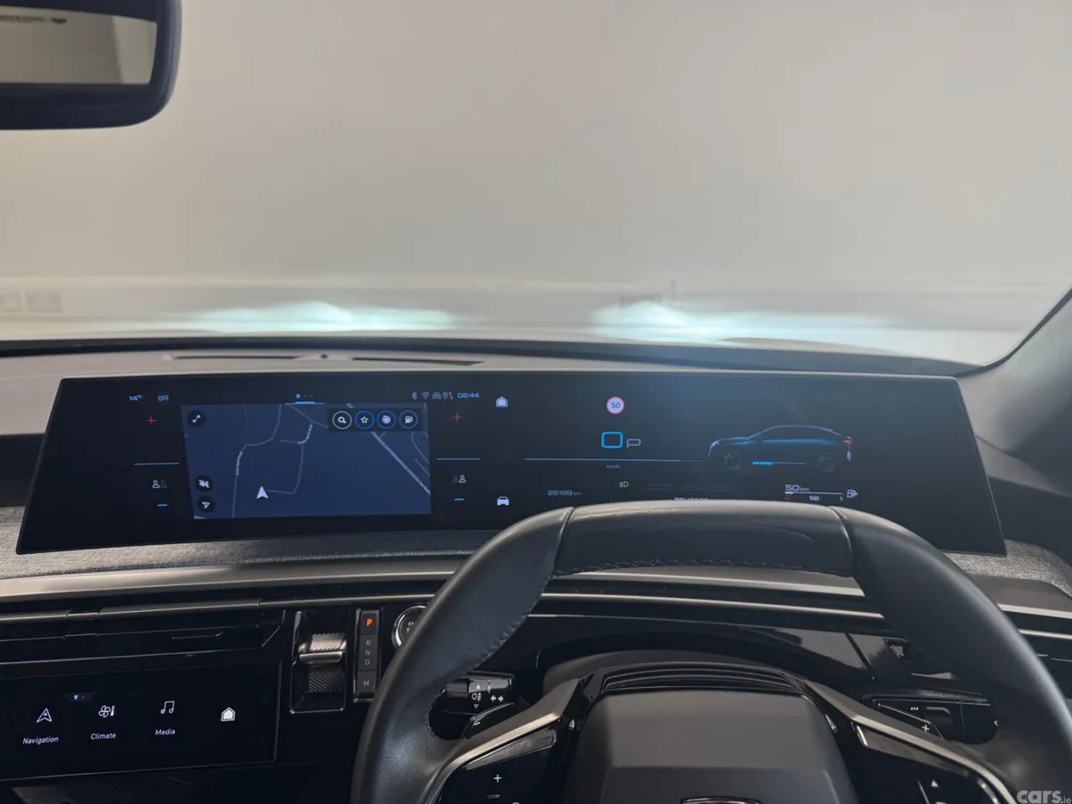 Peugeot 3008 MPV, Petrol Hybrid, 2025, Grey