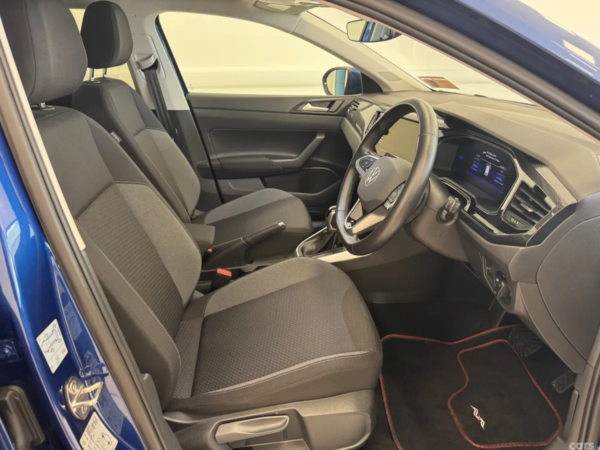 Volkswagen Taigo SUV, Petrol, 2025, Blue