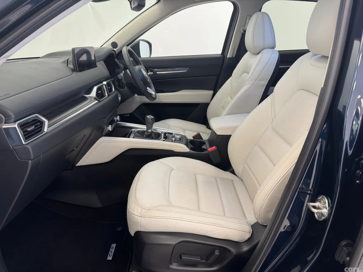 Mazda CX-5 SUV, Diesel, 2024, Blue