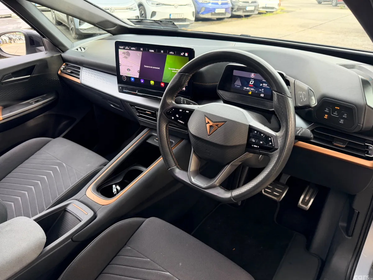 Cupra Born Estate, Electric, 2023, Grey