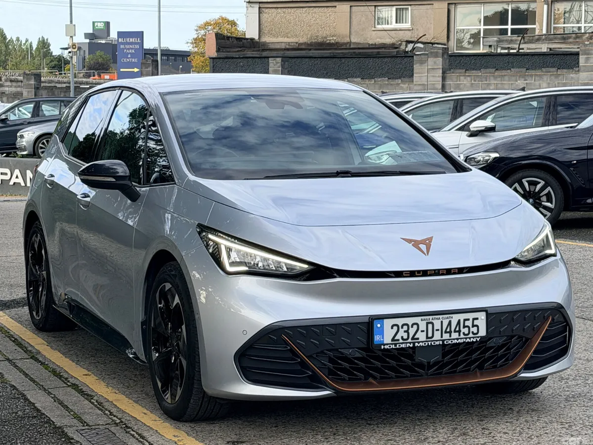 Cupra Born Estate, Electric, 2023, Grey