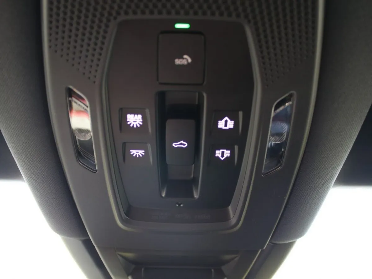 Porsche Cayenne SUV, Petrol Plug-in Hybrid, 2026, Blue