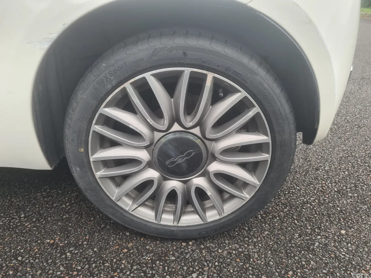 Fiat 500 Hatchback, Petrol, 2015, White