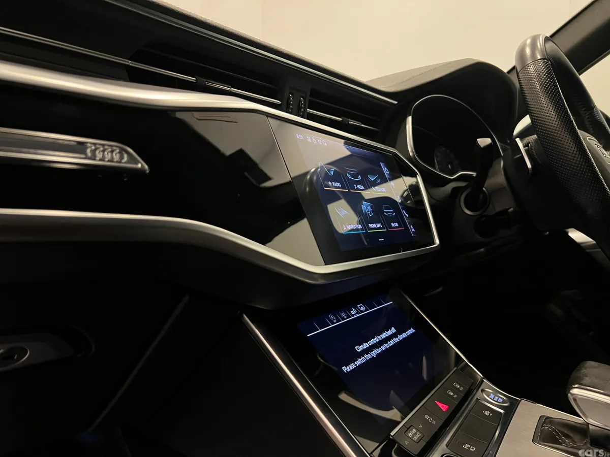 Audi A6 Estate, Diesel, 2019, Blue