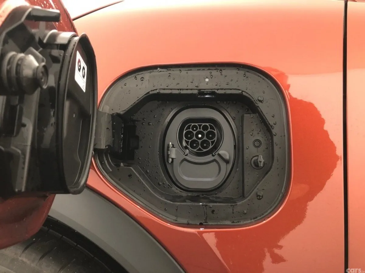 Toyota C-HR Estate, Electric, 2026, Brown