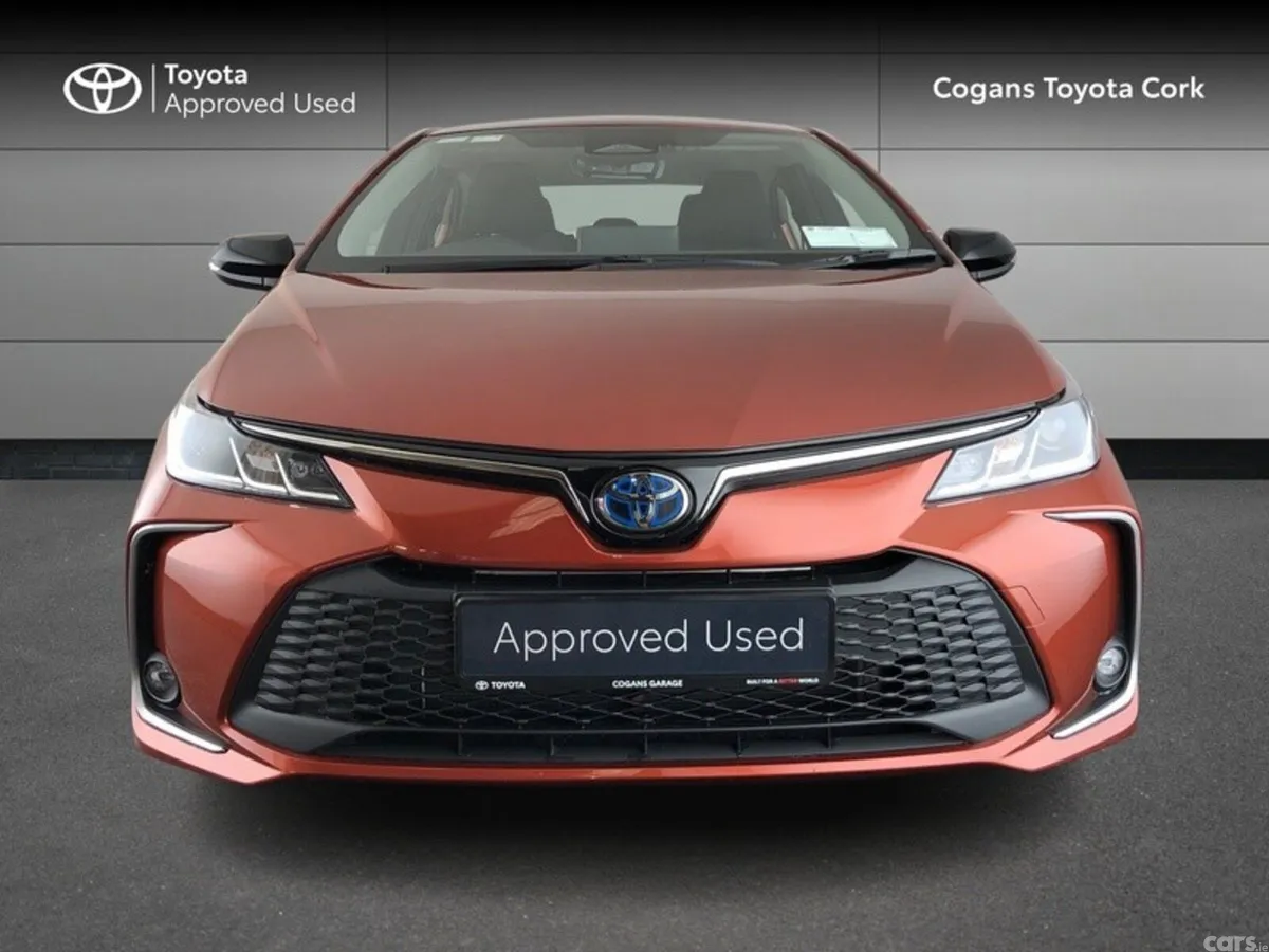 Toyota Corolla Saloon, Petrol Hybrid, 2026, Brown