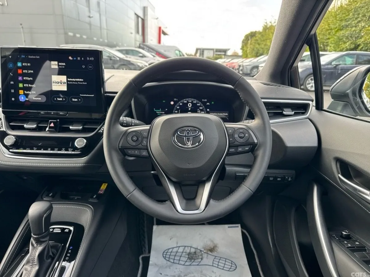 Toyota Corolla Hatchback, Petrol Hybrid, 2025, Silver