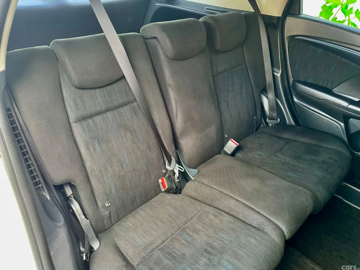 Honda Shuttle Estate, Petrol Hybrid, 2020, White