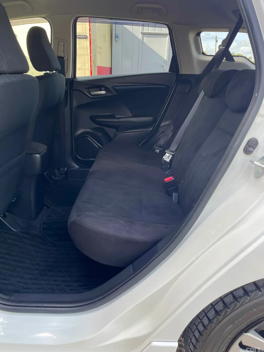 Honda Shuttle Estate, Petrol Hybrid, 2020, White