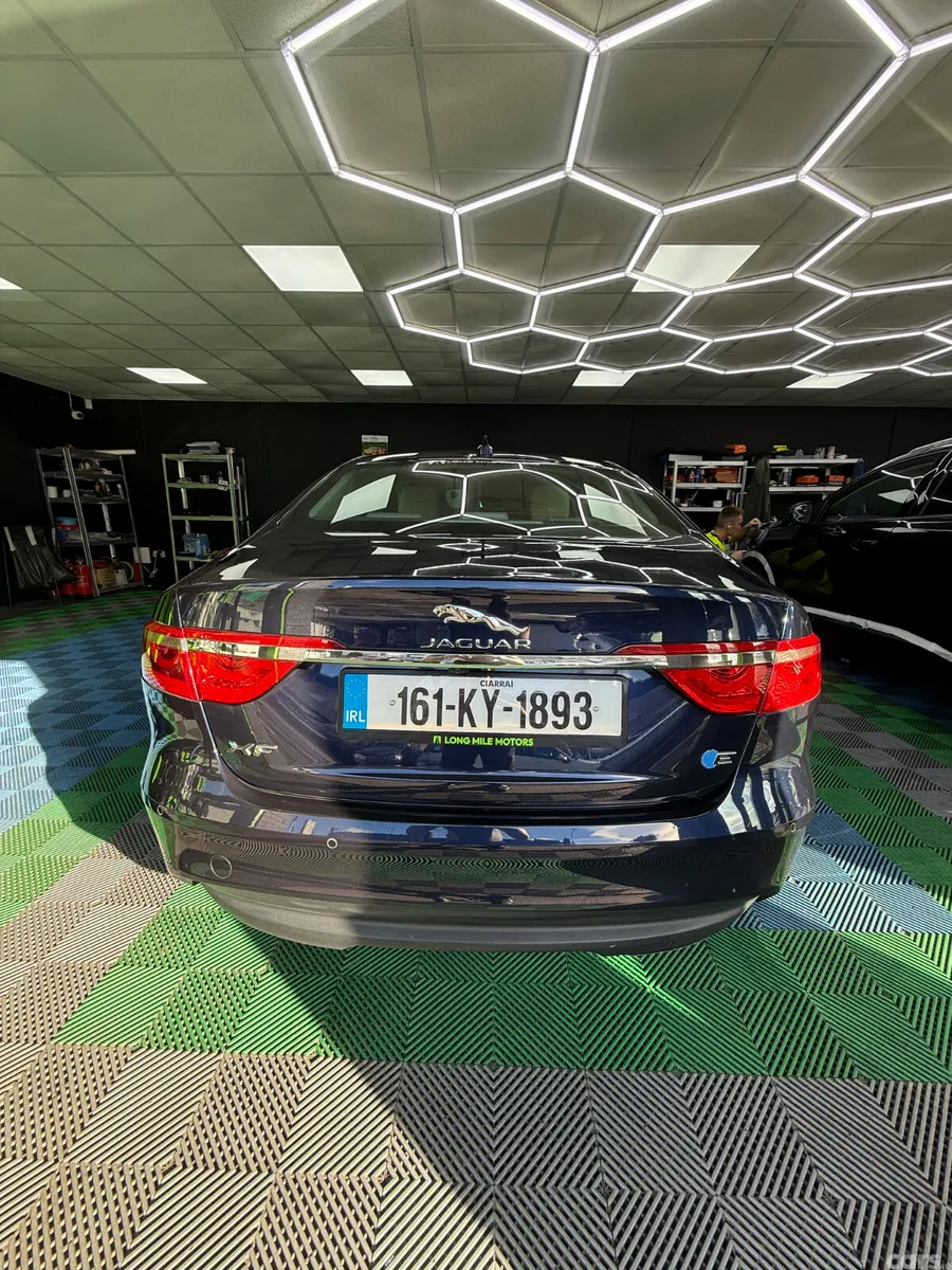 Jaguar XF Saloon, Diesel, 2016, Blue