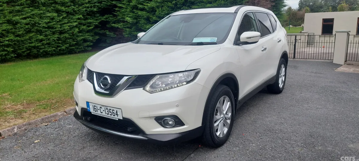 Nissan X-Trail SUV, Diesel, 2016, White