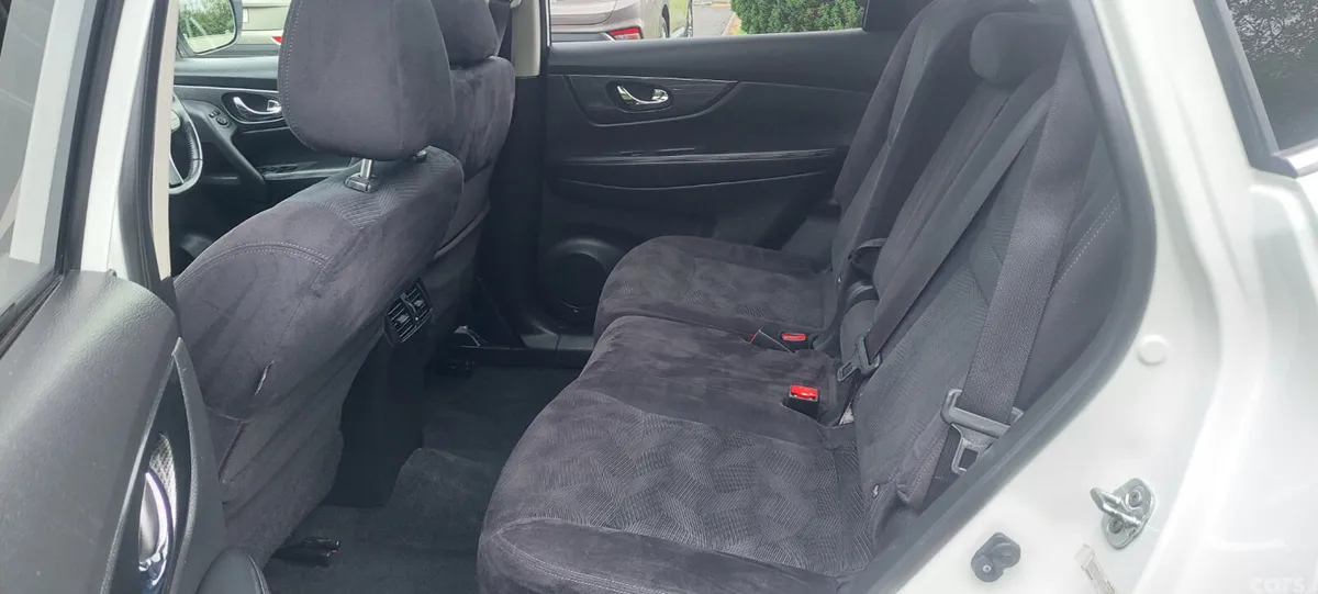 Nissan X-Trail SUV, Diesel, 2016, White