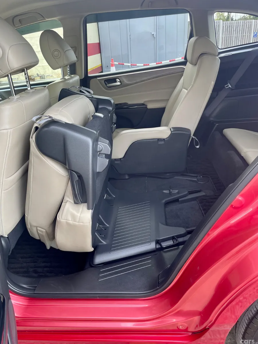 Honda Jade Estate, Petrol Hybrid, 2018, Red