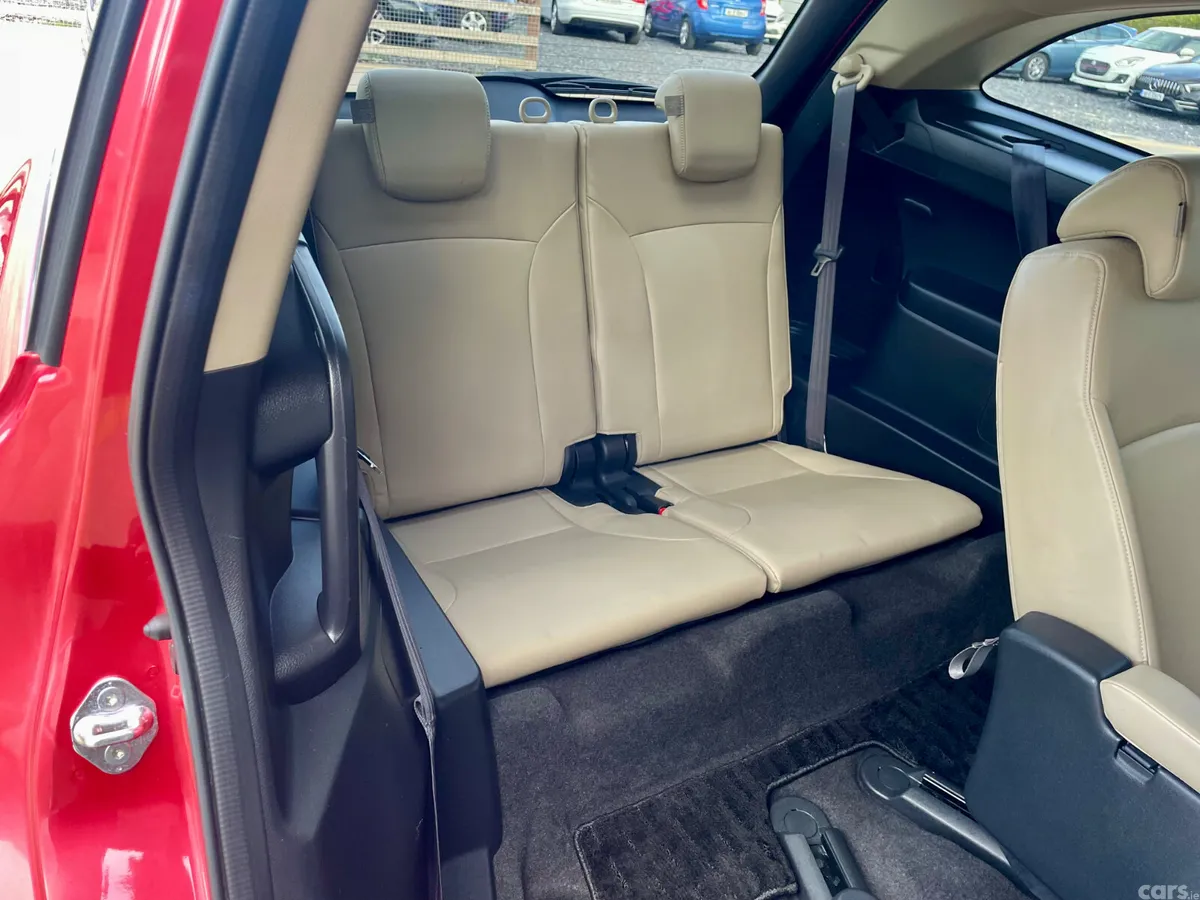 Honda Jade Estate, Petrol Hybrid, 2018, Red