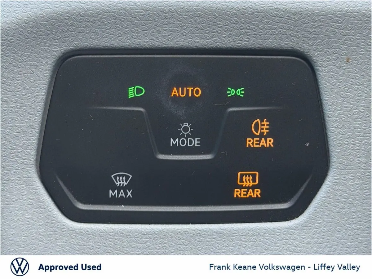 Volkswagen ID.3 Hatchback, Electric, 2023, White