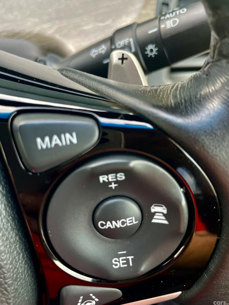 Honda Jade Estate, Petrol Hybrid, 2018, Red