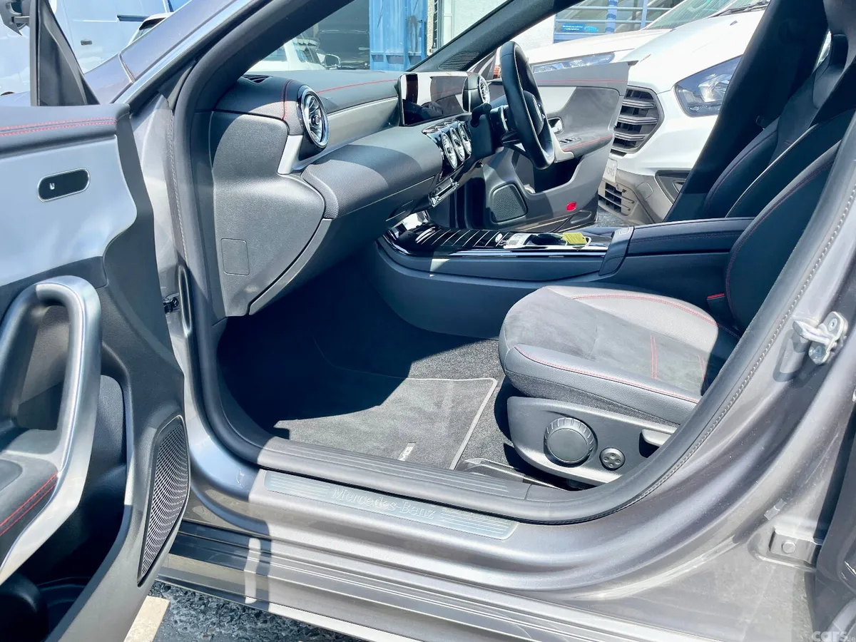 Mercedes-Benz CLA Estate, Petrol Plug-in Hybrid, 2025, Grey
