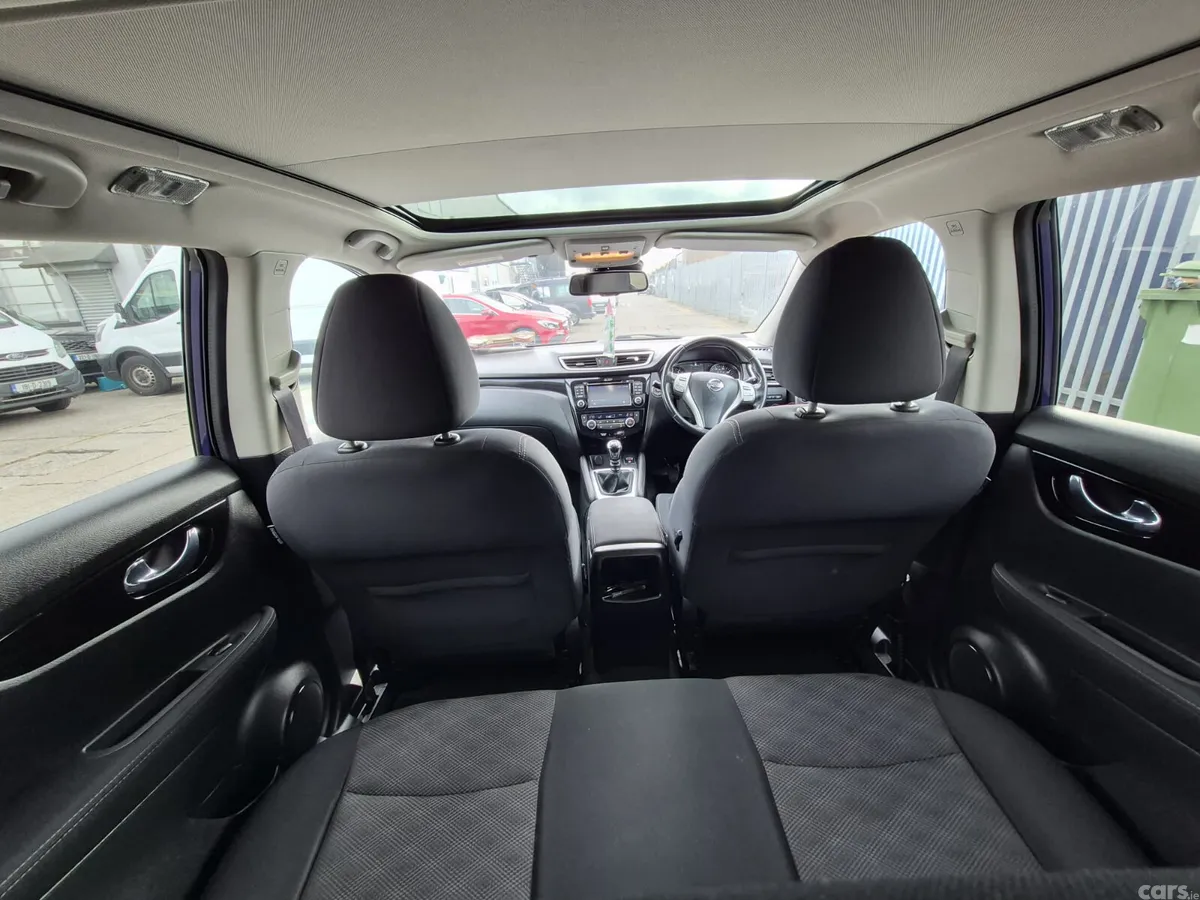 Nissan Qashqai Hatchback, Petrol, 2014, Blue