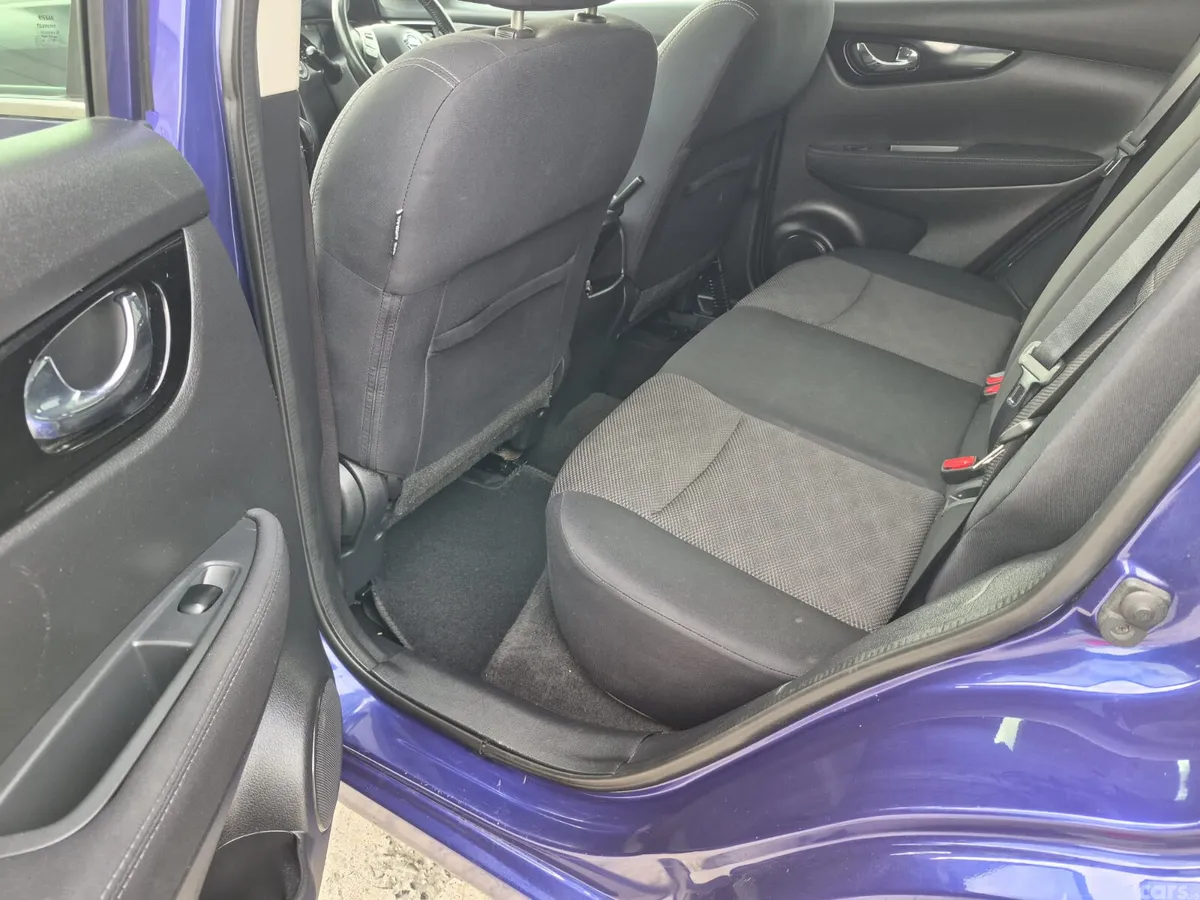 Nissan Qashqai Hatchback, Petrol, 2014, Blue