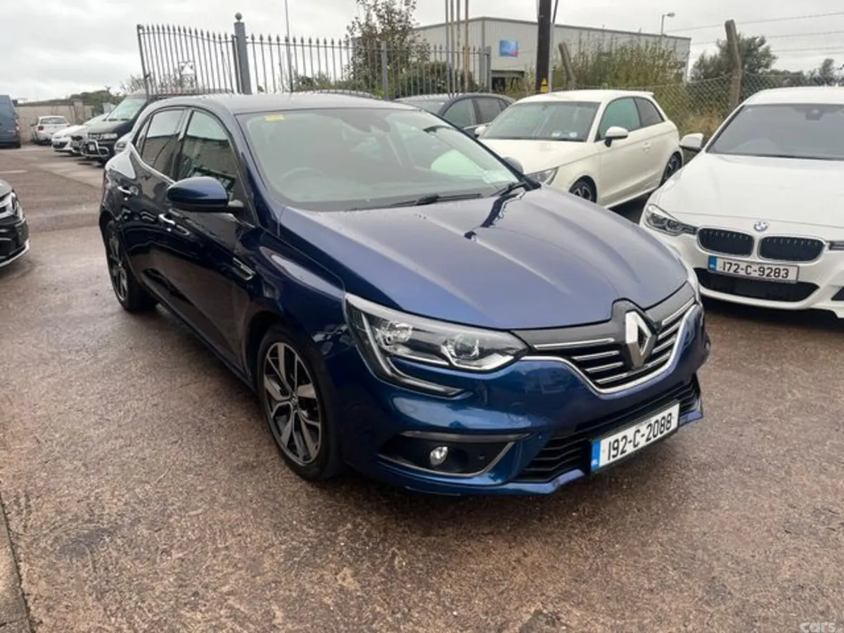 Renault Megane Hatchback, Diesel, 2019, Blue