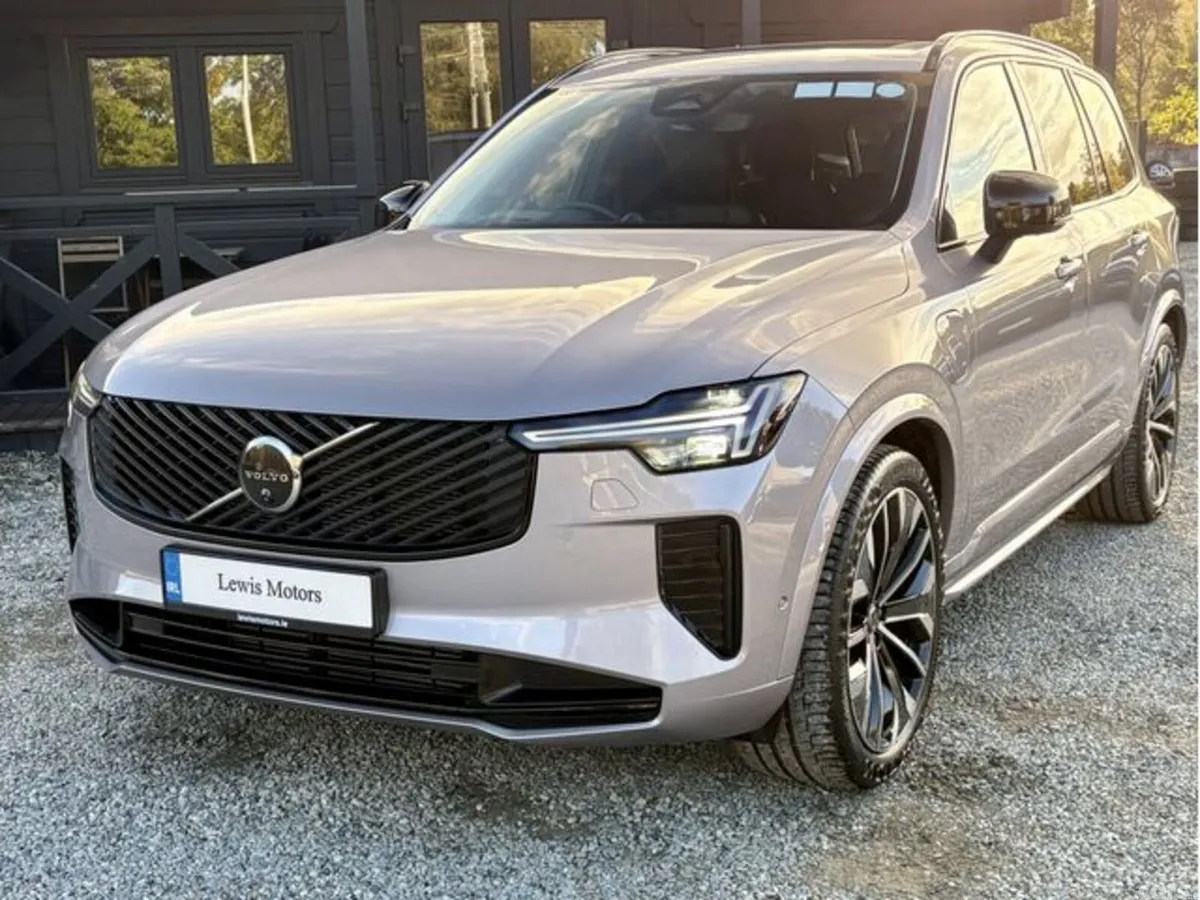 Volvo XC90 SUV, Petrol Hybrid, 2026, Silver